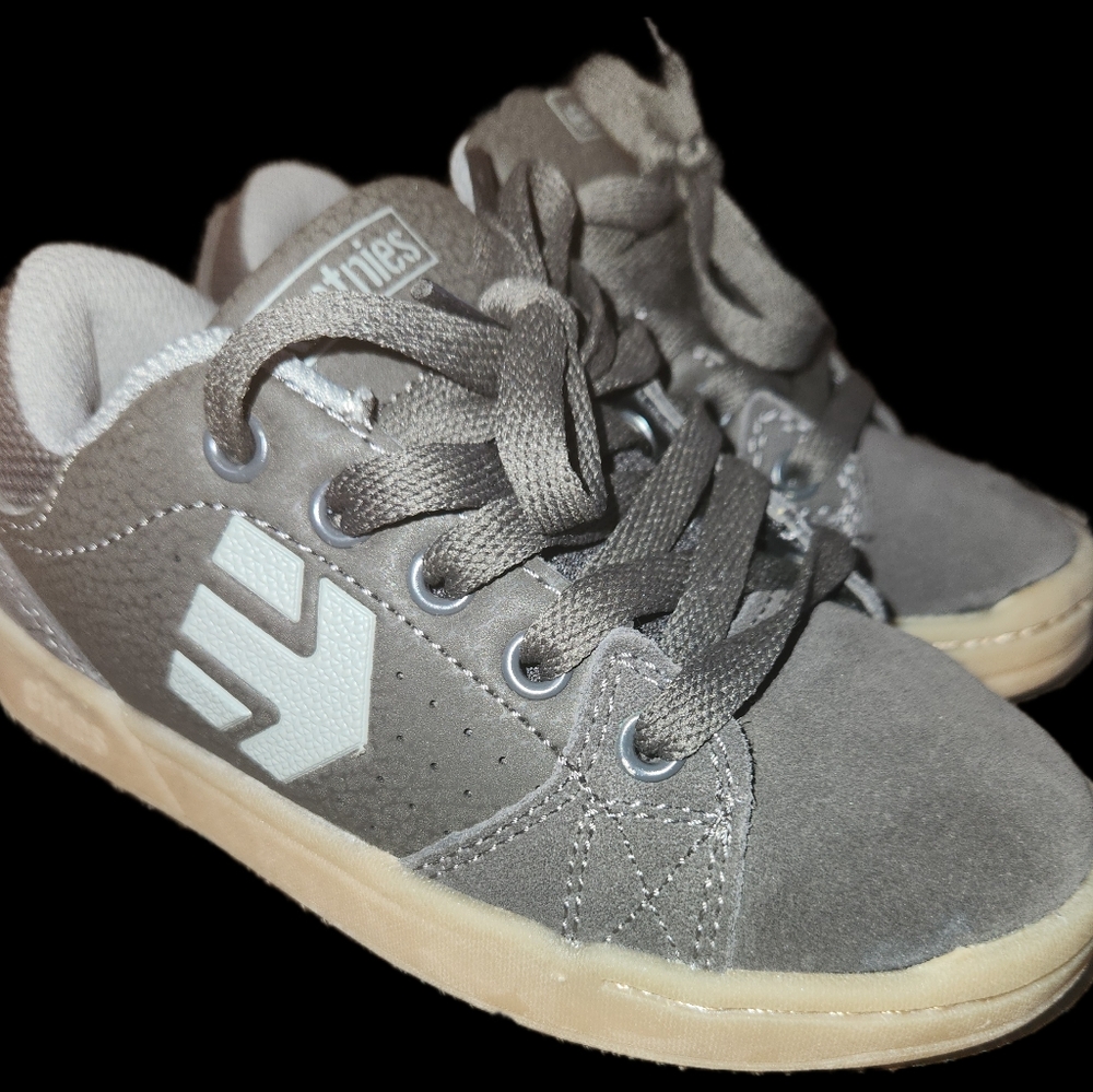 NWT Etnies Shoes boys size 11c